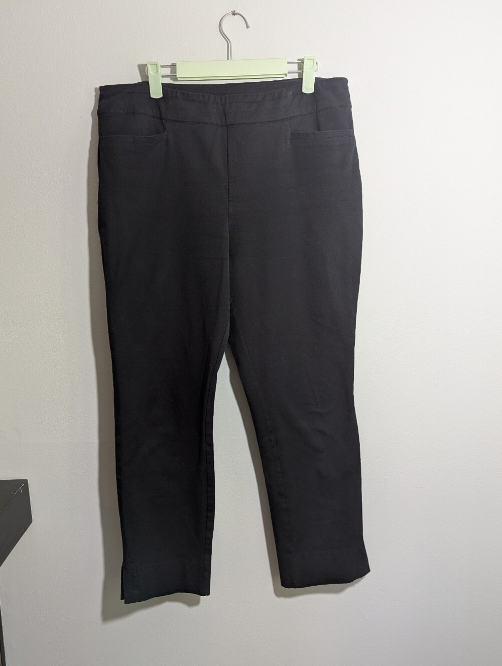 Soft Surroundings Cropped Pants Womens M Black Pull On Stretch Straight Pocket